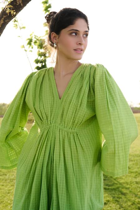 RAAS LIFE Green 100% Cotton Chequered V Neck Shringara Ombre Dress Online at Aza Fashions RAAS LIFE_Green 100% Cotton Chequered V Neck Shringara Ombre Dress _Online_at_Aza_Fashions