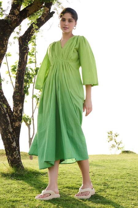 Buy RAAS LIFE Green 100% Cotton Chequered V Neck Shringara Ombre Dress Online at Aza Fashions Buy_RAAS LIFE_Green 100% Cotton Chequered V Neck Shringara Ombre Dress _Online_at_Aza_Fashions
