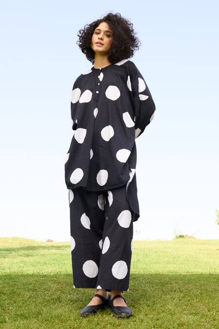Shop RAAS LIFE Black Linen, Cotton Round Neck Bummer Polka Print Tunic With Pant Online at Aza Fashions Shop_RAAS LIFE_Black Linen, Cotton Round Neck Bummer Polka Print Tunic With Pant _Online_at_Aza_Fashions