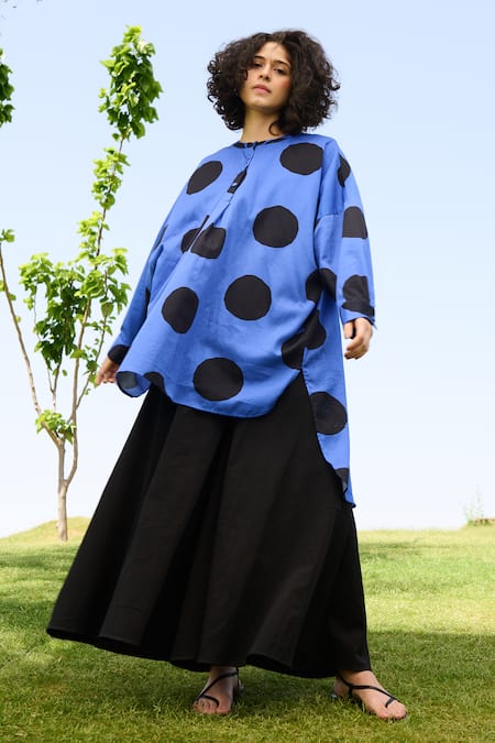 Buy RAAS LIFE Black Linen, Cotton Round Neck Polka Print High Low Tunic With Flared Pant Online at Aza Fashions Buy_RAAS LIFE_Black Linen, Cotton Round Neck Polka Print High Low Tunic With Flared Pant _Online_at_Aza_Fashions