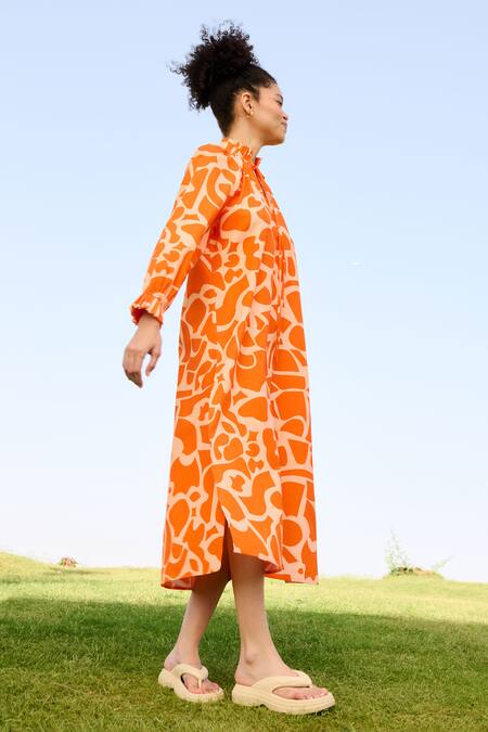 RAAS LIFE Orange Linen Cotton Print Daisy Pleated High Neck Midi Dress Online at Aza Fashions RAAS LIFE_Orange Linen Cotton Print Daisy Pleated High Neck Midi Dress _Online_at_Aza_Fashions