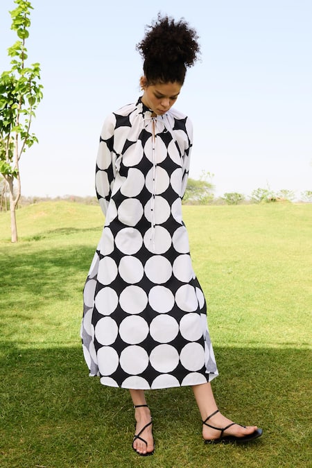 Shop RAAS LIFE Black Linen Cotton Print Polka Dot Pleated High Neck Daisy Midi Dress at Aza Fashions Shop_RAAS LIFE_Black Linen Cotton Print Polka Dot Pleated High Neck Daisy Midi Dress _at_Aza_Fashions