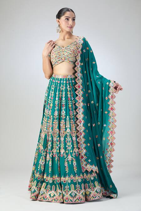 Buy Tamanna Punjabi Kapoor Green Silk Mirrors, Embroidery V-neck Lehenga Set Online at Aza Fashions Buy_Tamanna Punjabi Kapoor_Green Silk Mirrors, Embroidery V-neck Lehenga Set_Online_at_Aza_Fashions