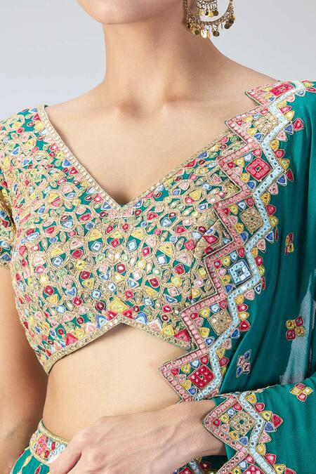 Tamanna Punjabi Kapoor Green Silk Mirrors, Embroidery V-neck Lehenga Set at Aza Fashions Tamanna Punjabi Kapoor_Green Silk Mirrors, Embroidery V-neck Lehenga Set_at_Aza_Fashions