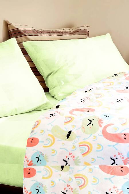 The Baby Atelier Multi Color Organic Cotton Rainbow Vegetables Print Junior Bed Cover Online at Aza Fashions The Baby Atelier_Multi Color Organic Cotton Rainbow Vegetables Print Junior Bed Cover_Online_at_Aza_Fashions