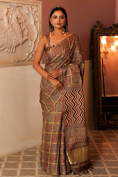 Geroo Jaipur Brown Modal Silk Printed Checkered Gharchola Saree With Unstitched Blouse Piece