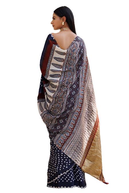 Buy_Geroo Jaipur_Black Modal, Silk Blossom Print Pallu Saree With Unstitched Blouse Piece