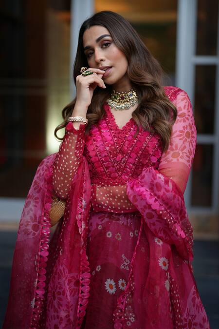 Buy_Awigna_Red Organza Embroidery V-neck Printed Embellished Anarkali With Dupatta_Online_at_Aza_Fashions