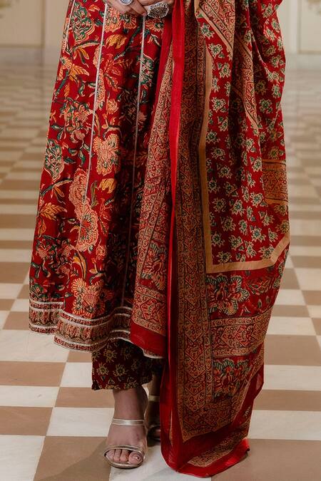 Shop Kohsh Maroon Cotton Embroidery, Gota Patti V-neck Floral Print Anarkali Pant Set Online at Aza Fashions Shop_Kohsh_Maroon Cotton Embroidery, Gota Patti V-neck Floral Print Anarkali Pant Set_Online_at_Aza_Fashions