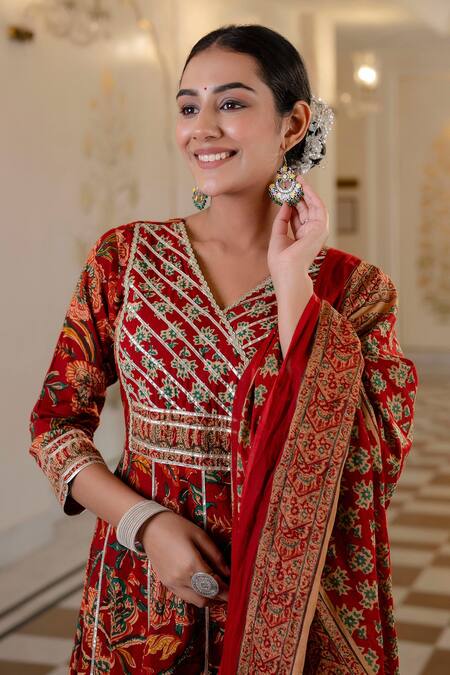 Shop Kohsh Maroon Cotton Embroidery, Gota Patti V-neck Floral Print Anarkali Pant Set Shop_Kohsh_Maroon Cotton Embroidery, Gota Patti V-neck Floral Print Anarkali Pant Set