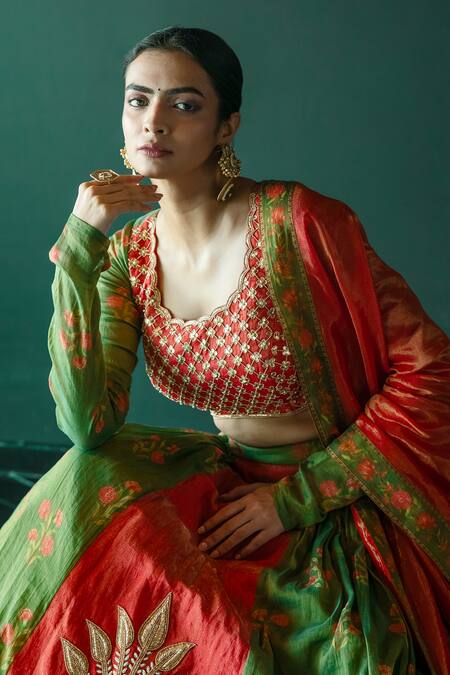 Buy Shachi Sood Green Chanderi, Tissue Zari Scoop Neck Zardozi Embroidered Lehenga Blouse Set Buy_Shachi Sood_Green Chanderi, Tissue Zari Scoop Neck Zardozi Embroidered Lehenga Blouse Set