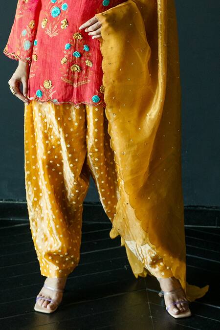 Buy Shachi Sood Red Chanderi, Tissue Beads, Sequins, Embroidery Split Floral Kurta Salwar Set Online at Aza Fashions Buy_Shachi Sood_Red Chanderi, Tissue Beads, Sequins, Embroidery Split Floral Kurta Salwar Set _Online_at_Aza_Fashions