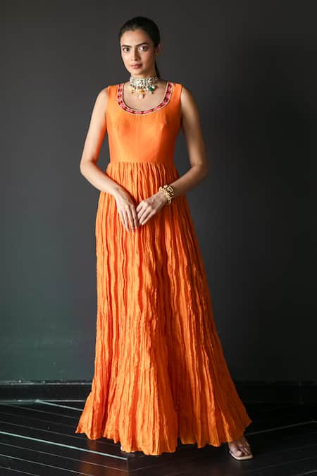 Shachi Sood Chanderi Embroidered Neck Dress 