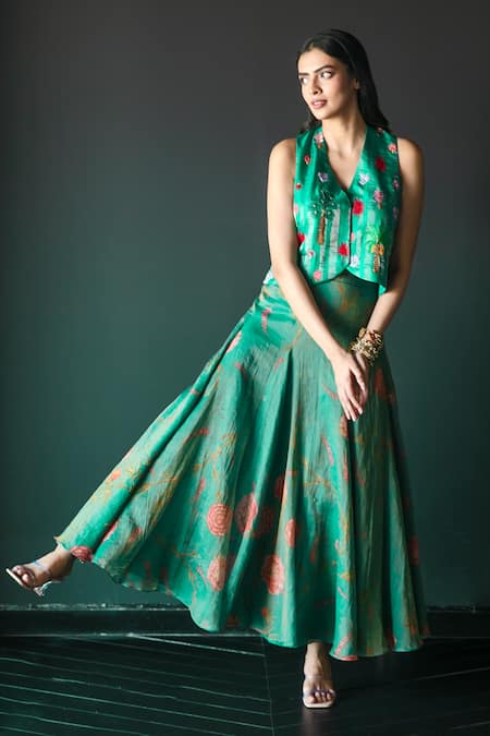 Shachi Sood Floral Embroidered Waist Coat With Skirt 