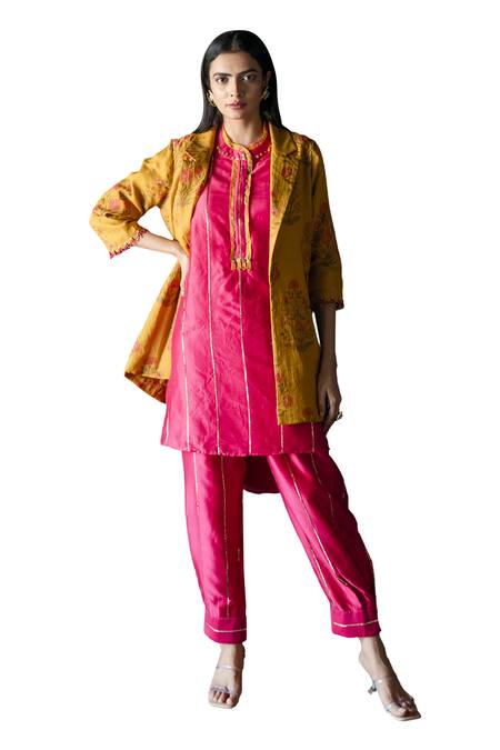 Shachi Sood_Pink Tissue, Chanderi Beads, Embroidery, Sequins Floral Print Jacket Kurta Set _Online_at_Aza_Fashions