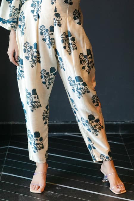Shachi Sood_Off White Dupion Silk Print Floral Collar Shirt And Pant Set _at_Aza_Fashions