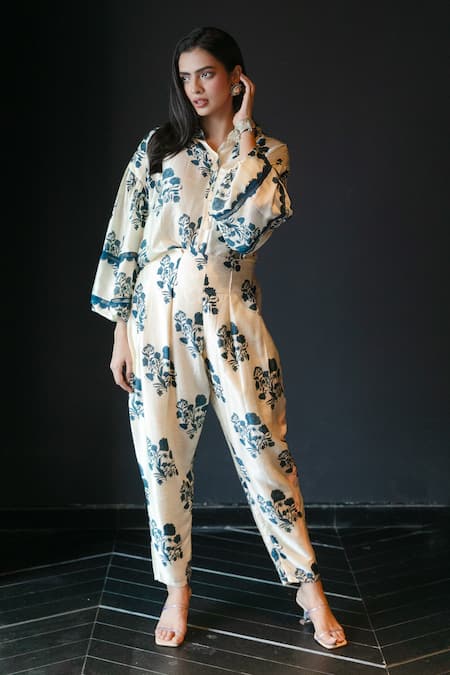 Buy_Shachi Sood_Off White Dupion Silk Print Floral Collar Shirt And Pant Set 