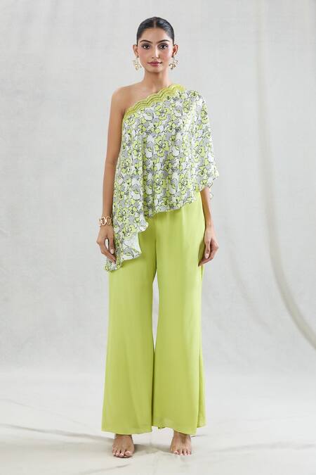 Buy Swati Wadhwani Couture Green Crepe, Satin Diana Printed Cape With Pant Online at Aza Fashions Buy_Swati Wadhwani Couture_Green Crepe, Satin Diana Printed Cape With Pant _Online_at_Aza_Fashions