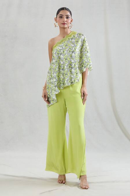 Shop Swati Wadhwani Couture Green Crepe, Satin Diana Printed Cape With Pant Online at Aza Fashions Shop_Swati Wadhwani Couture_Green Crepe, Satin Diana Printed Cape With Pant _Online_at_Aza_Fashions