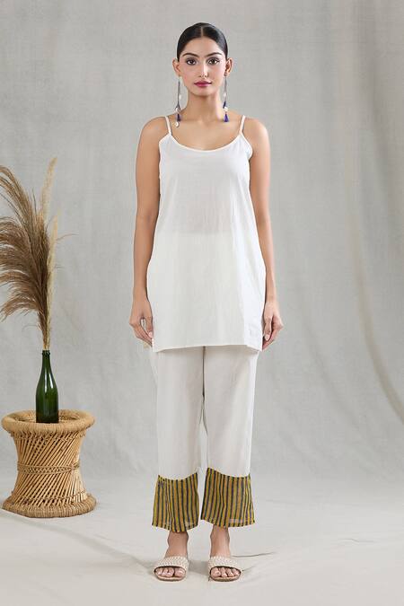 Buy Banana Labs Yellow 100% Cotton Hand Block Printed Checkered Pattern Kaftan Pant Set Buy_Banana Labs_Yellow 100% Cotton Hand Block Printed Checkered Pattern Kaftan Pant Set