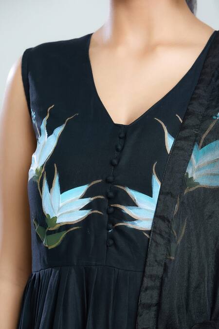 Buy_Samyukta Singhania_Black Muslin, Chiffon, Cotton Embroidery Floral Handpainted Anarkali Pant Set