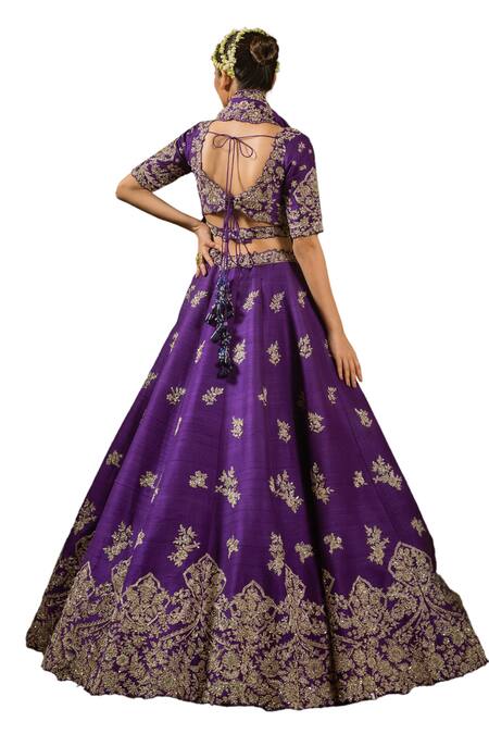 Buy_Pallavi Poddar_Purple Silk Sequins, Zari Sweetheart Neck Geeta Zardozi Embroidered Lehenga Set 