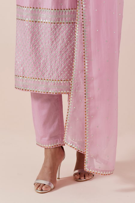 Priyal Prakash_Pink Chanderi, Cotton, Viscose Sequins, Zari Scoop Neck And Work Kurta Set _at_Aza_Fashions