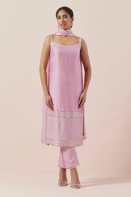 Buy_Priyal Prakash_Pink Chanderi, Cotton, Viscose Sequins, Zari Scoop Neck And Work Kurta Set 