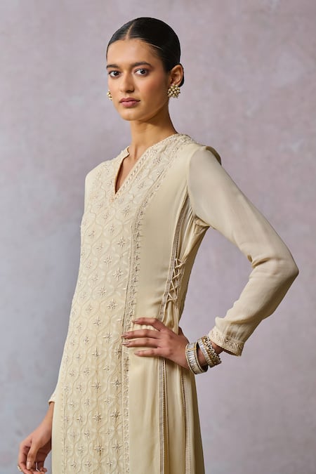 Buy_Tarun Tahiliani_Off White Silk, Georgette Floral Embroidered Layered Kurta With Dhoti Pant _Online_at_Aza_Fashions