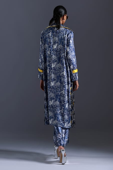 Shop Devina Juneja Yellow Luxury Crepe Dori Weave Lapel Collar Monochrome Leaf Jacket at Aza Fashions Shop_Devina Juneja_Yellow Luxury Crepe Dori Weave Lapel Collar Monochrome Leaf Jacket _at_Aza_Fashions