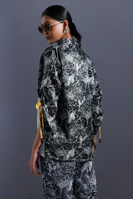 Shop Devina Juneja Black Thick Organza Fabric Dori Weave Collar Neck Monochrome Leaf Shirt at Aza Fashions Shop_Devina Juneja_Black Thick Organza Fabric Dori Weave Collar Neck Monochrome Leaf Shirt _at_Aza_Fashions