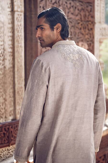 Buy_Matsya_Grey Linen Applique Floral Scottish Sona Patti Kurta With Pant 