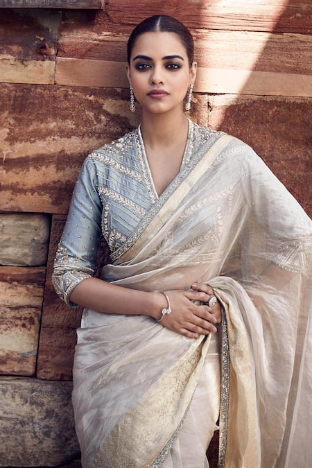 Buy_Matsya_Off White Tissue Sequins V-neck Aquamarine Aurum Saree With Embroidered Blouse _Online_at_Aza_Fashions