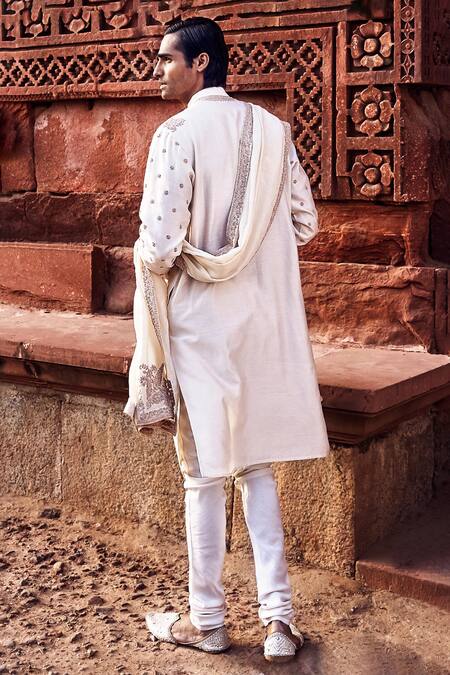Shop_MATSYA_Ivory Kachi Dori Kora Nawab Stole _at_Aza_Fashions