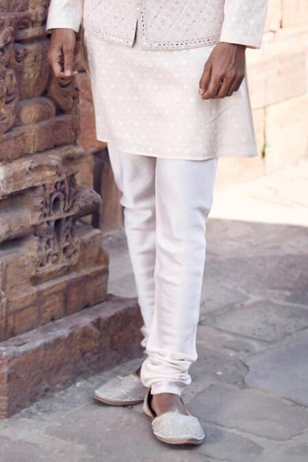 Matsya_Off White Raw Silk Embroidery Dori Bundi And Kurta Set _at_Aza_Fashions