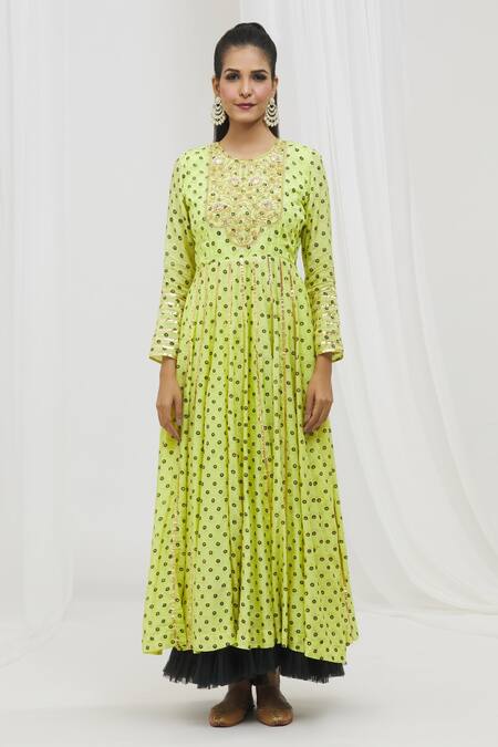 Yuvraani Jaipur_Green Organza, Muslin Embroidery Round Handblock Print Anarkali With Dupatta _at_Aza_Fashions