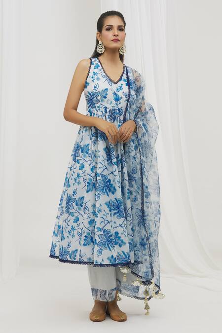 Yuvraani Jaipur Blue Chanderi, Cotton, Organza Embroidery, Tassels Floral Pattern Anarkali Set Online at Aza Fashions Yuvraani Jaipur_Blue Chanderi, Cotton, Organza Embroidery, Tassels Floral Pattern Anarkali Set _Online_at_Aza_Fashions