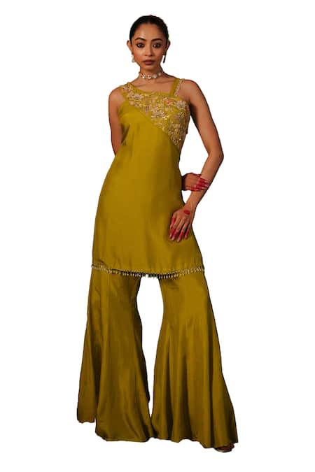 Buy_Kesar Studio_Green Silk Sequins, Beads Flora Embroidered Kurta With Bell Bottom Pant_Online_at_Aza_Fashions
