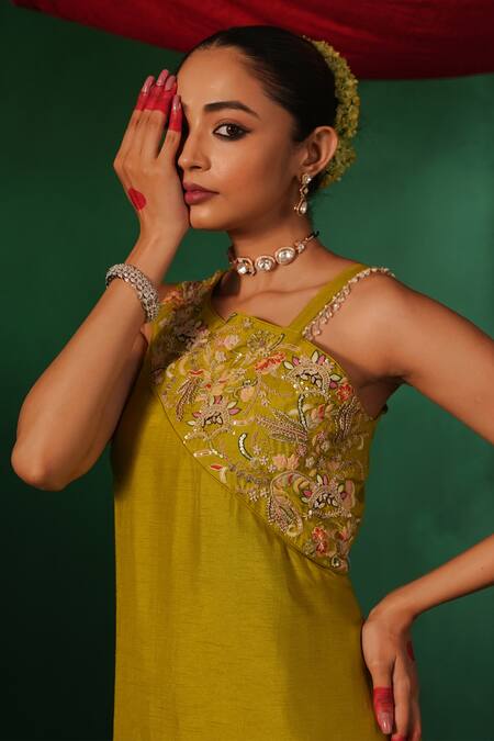 Shop_Kesar Studio_Green Silk Sequins, Beads Flora Embroidered Kurta With Bell Bottom Pant