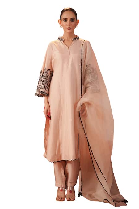 Shop_Kesar Studio_Peach Silk, Organza Embroidery Collared Zareen Flower Hand Kurta Set_Online_at_Aza_Fashions