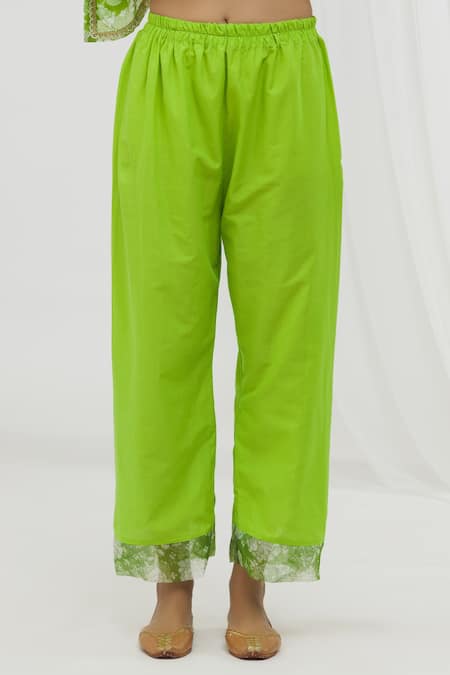 Yuvraani Jaipur Green Chanderi, Cotton, Organza Embroidery, Floral Pattern Straight Kurta Set Online at Aza Fashions Yuvraani Jaipur_Green Chanderi, Cotton, Organza Embroidery, Floral Pattern Straight Kurta Set _Online_at_Aza_Fashions