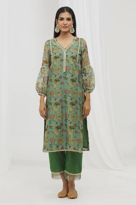 Yuvraani Jaipur_Green Chanderi, Cotton, Organza Lace, Tassels Straight Floral Pattern Kurta Set _Online_at_Aza_Fashions