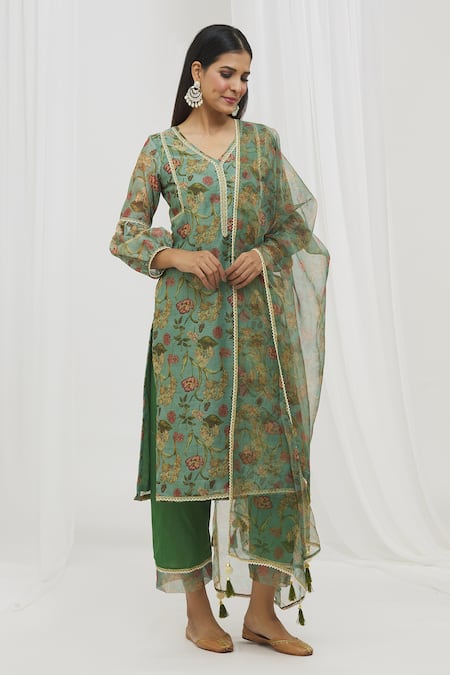 Buy_Yuvraani Jaipur_Green Chanderi, Cotton, Organza Lace, Tassels Straight Floral Pattern Kurta Set _Online_at_Aza_Fashions