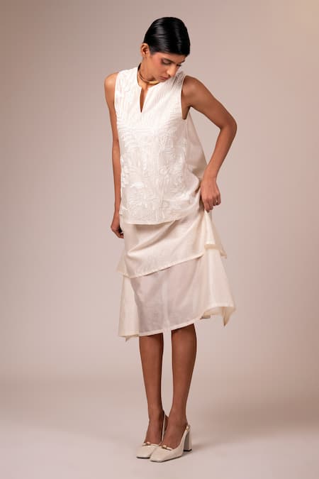 Buy_Madder Much_Ivory Chanderi Silk Embroidery Open Neck Valarie Thread Stepped Midi Dress _Online_at_Aza_Fashions