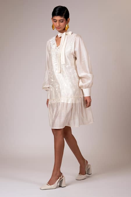 Buy Madder Much Ivory Chanderi Silk Embroidery V-neck Vana Snowy Thread Short Dress Online at Aza Fashions Buy_Madder Much_Ivory Chanderi Silk Embroidery V-neck Vana Snowy Thread Short Dress _Online_at_Aza_Fashions