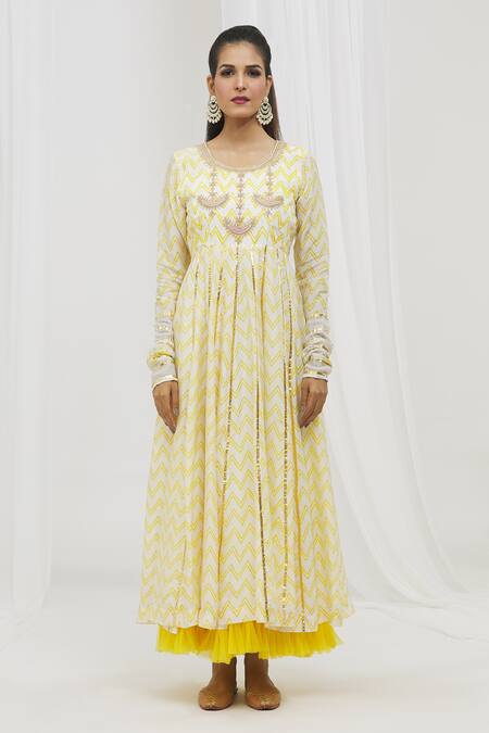 Yuvraani Jaipur_Yellow Silk, Organza, Satin Mirrors, Fringe, Chevron Print Anarkali With Dupatta _at_Aza_Fashions