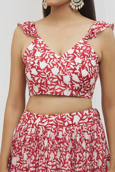Buy Yuvraani Jaipur Red Muslin, Chiffon Tassels V-neck Hand Block Print Lehenga Set Online at Aza Fashions Buy_Yuvraani Jaipur_Red Muslin, Chiffon Tassels V-neck Hand Block Print Lehenga Set _Online_at_Aza_Fashions
