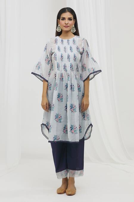 Yuvraani Jaipur Blue Chanderi, Cotton Lace Round Neck Floral Print Kurta And Pant Set at Aza Fashions Yuvraani Jaipur_Blue Chanderi, Cotton Lace Round Neck Floral Print Kurta And Pant Set _at_Aza_Fashions