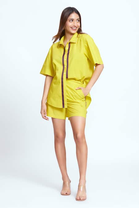 neetiandmudita Yellow Cotton Rhinestone Collared Detailed Shirt With Shorts