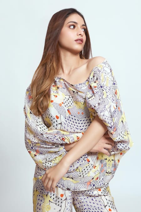 Buy Neetiandmudita Multi Color Crepe Abstract Asymmetric Pattern Top And Shorts Set Online at Aza Fashions Buy_Neetiandmudita_Multi Color Crepe Abstract Asymmetric Pattern Top And Shorts Set _Online_at_Aza_Fashions